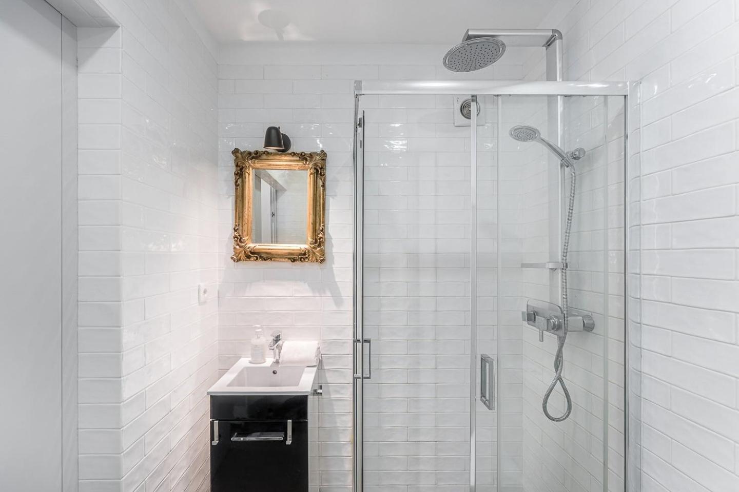 Guestready - Grayscale Apartment Porto Bagian luar foto
